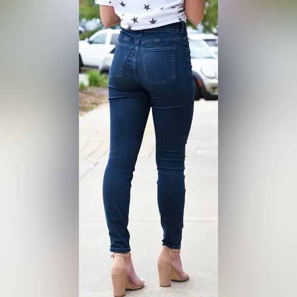 NWT Spanx med pants   A493 - Picture 2 of 5